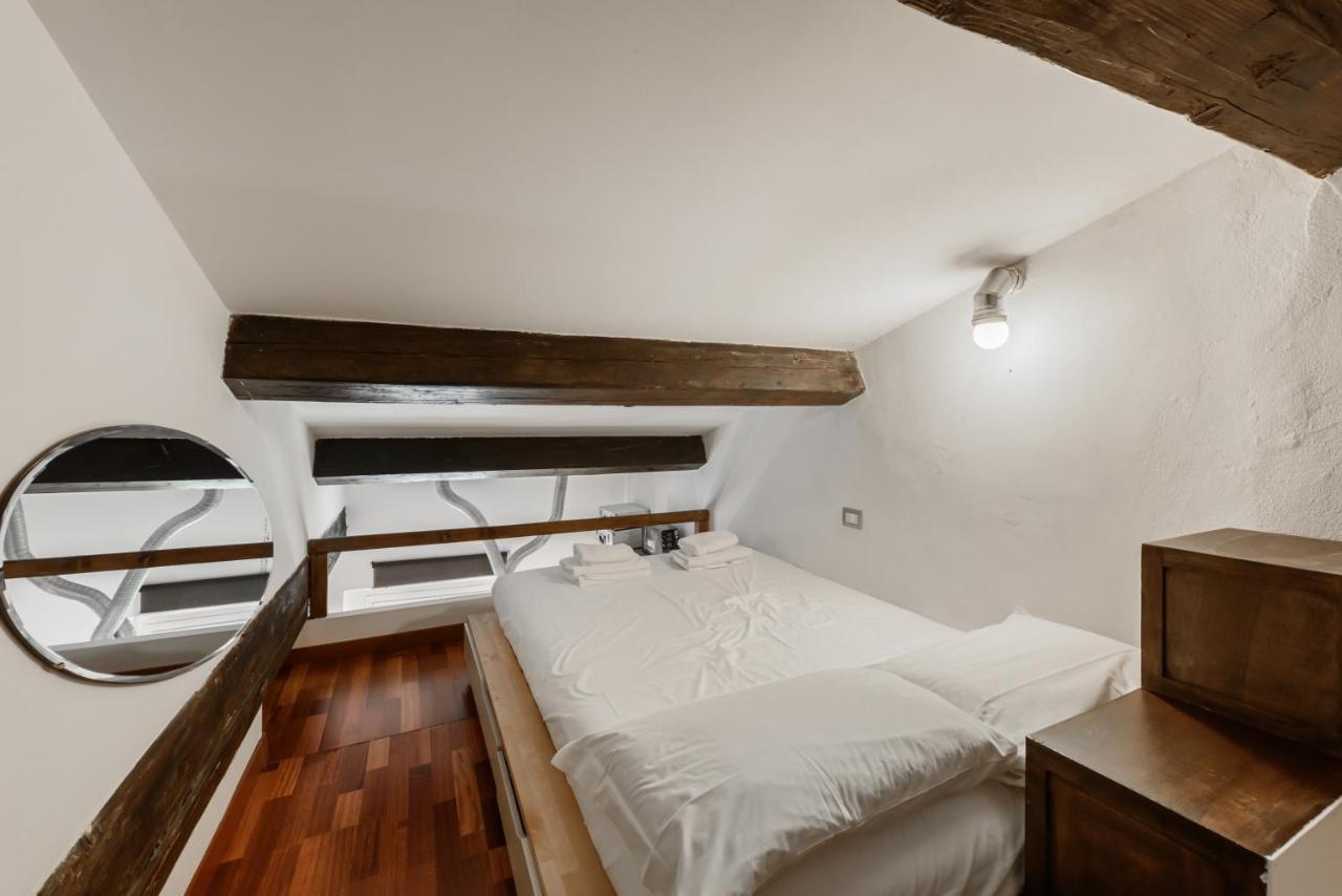 Apartament Uffizi - Signoria Wi-Fi - Netflix & A/C Florencja Zewnętrze zdjęcie